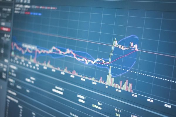 Best Data Sources and APIs for Live Algorithmic Trading
